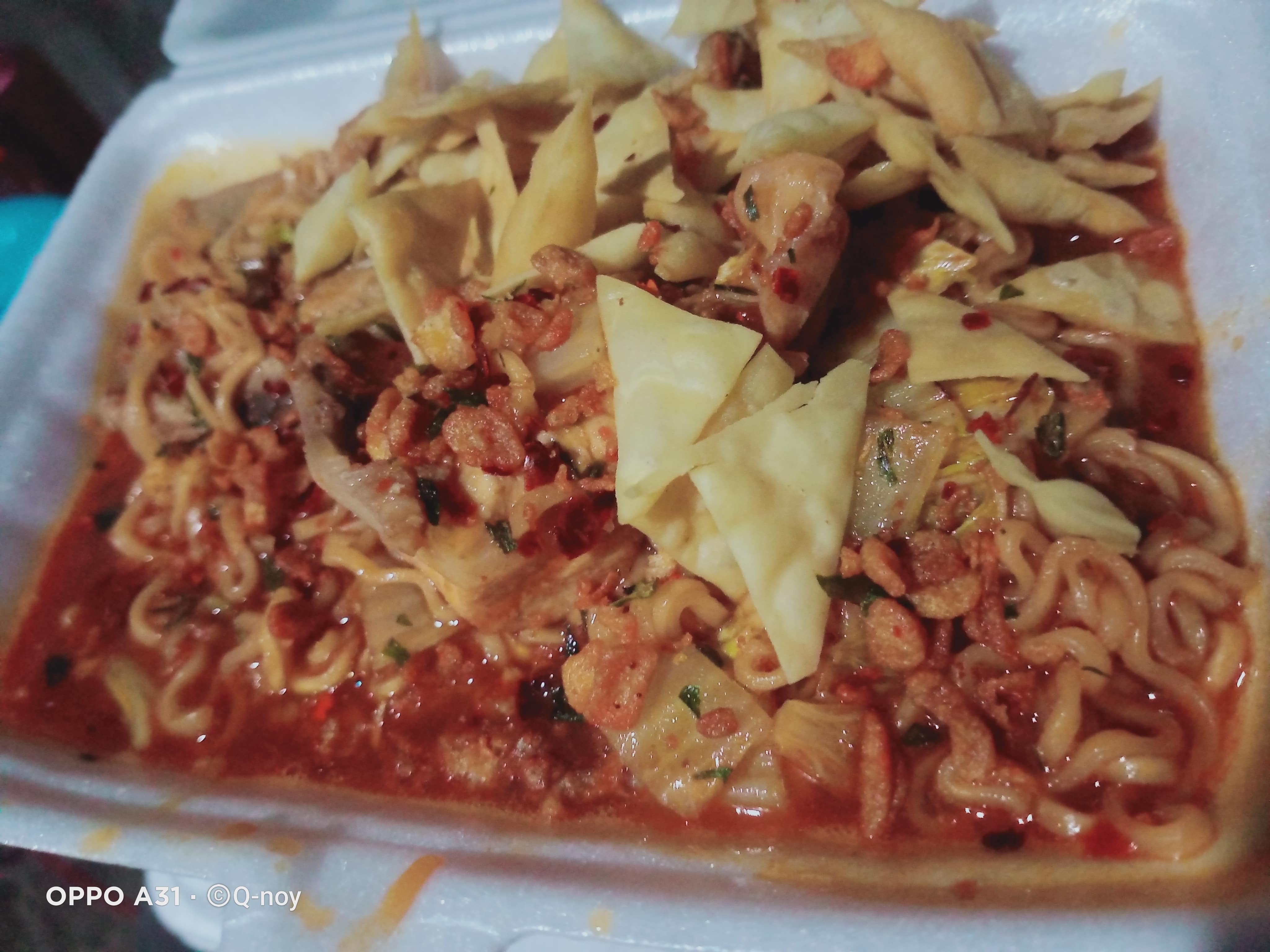 KEDAI MIE NAUNAU