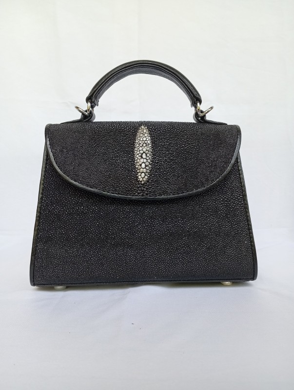 Khyang leather
