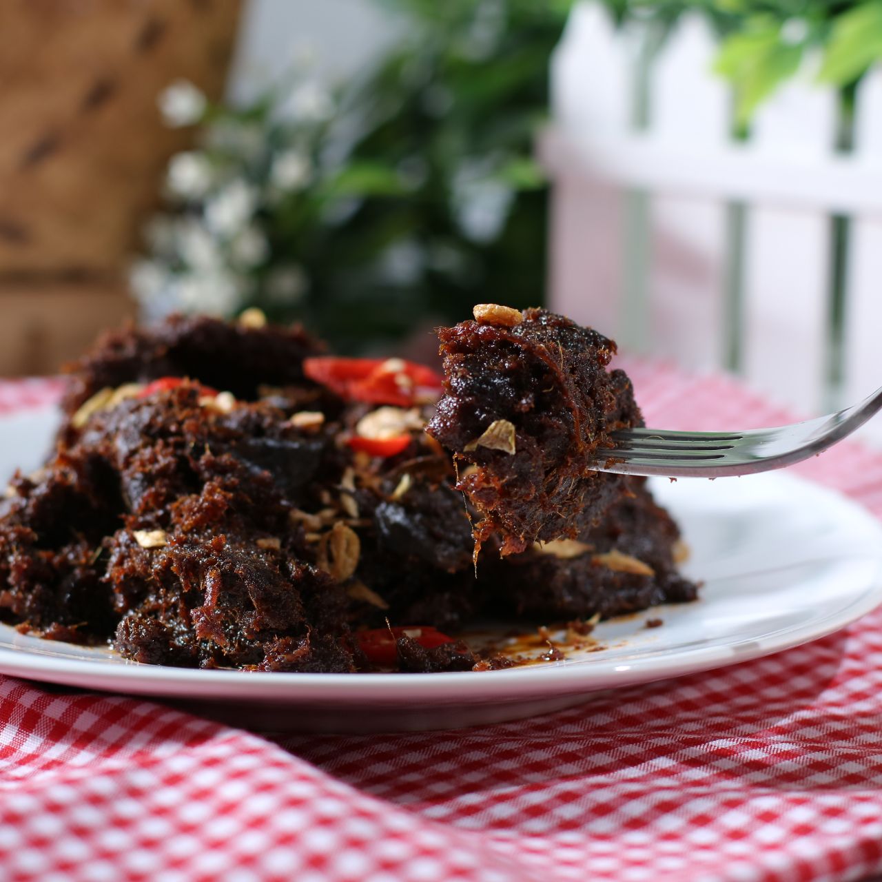 PT Rendang Uni Tutie 