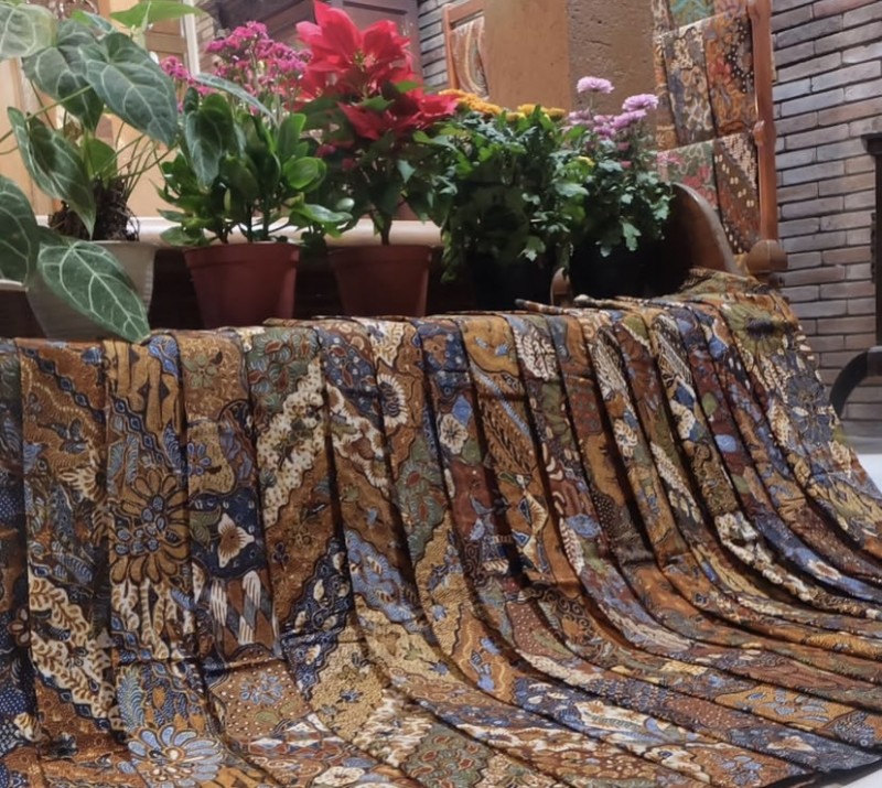 Yunar Batik