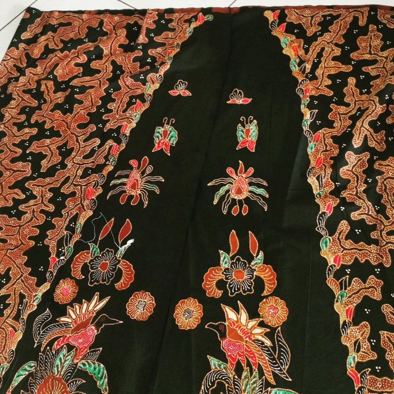 Batik kembang sore