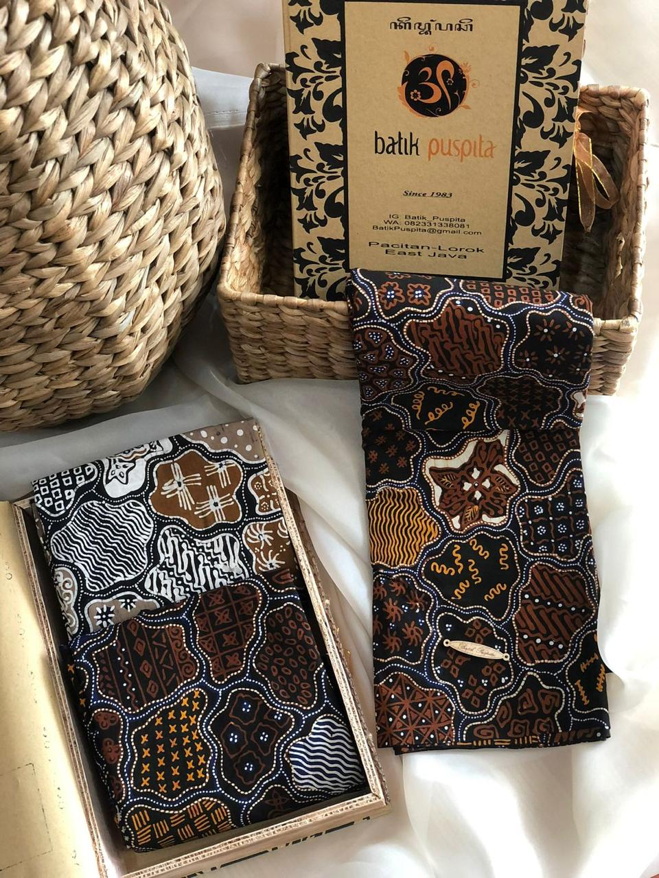 Batik Puspita