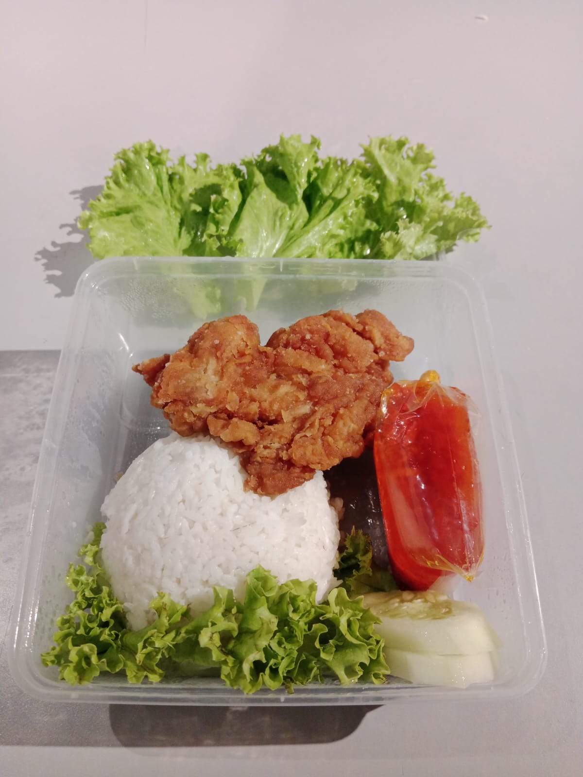 Ayam geprek sambel desah