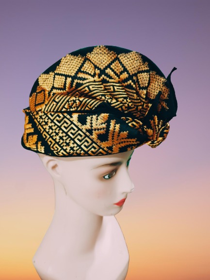 Saniarti songket