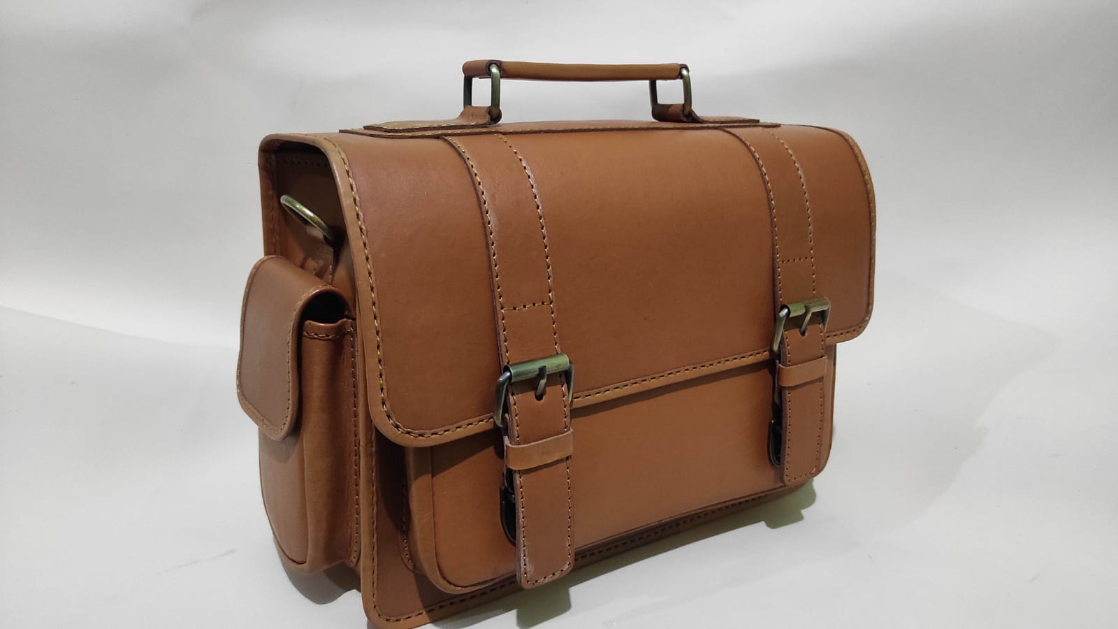 Javaz leather